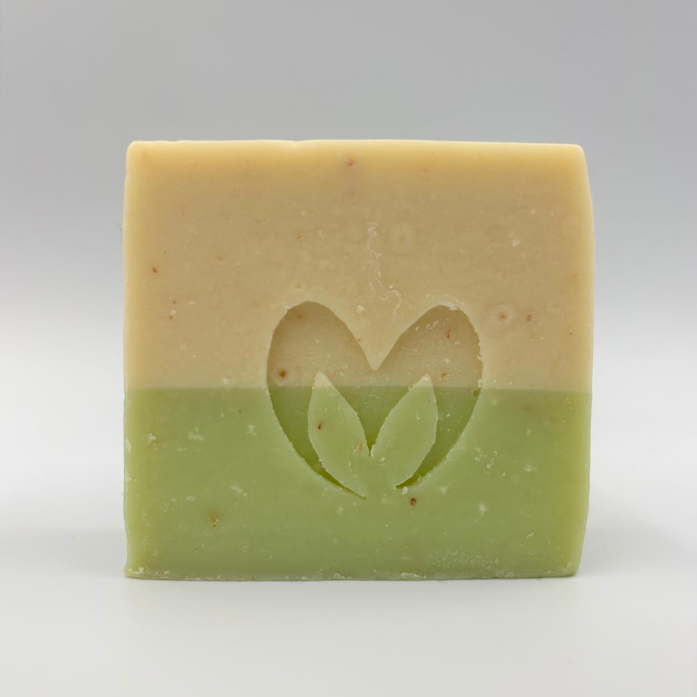 jabón artesano con aguacate y mango